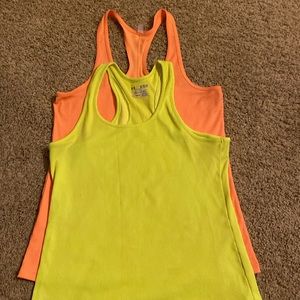 Under Armour workout tanks used